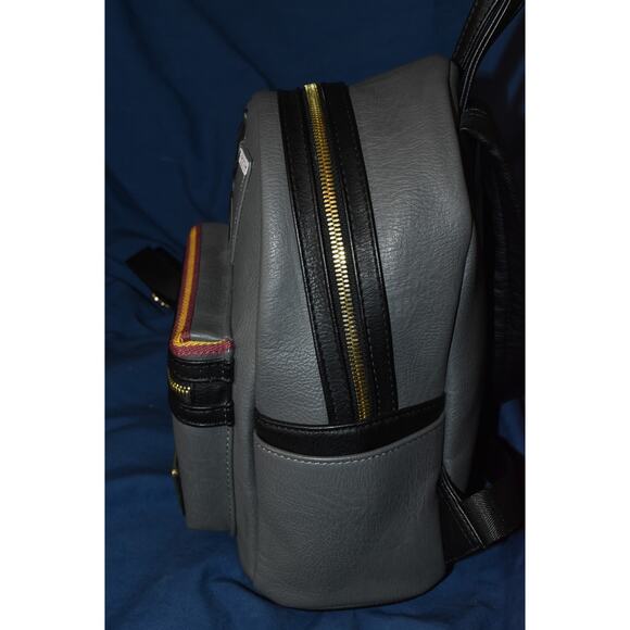 Harry Potter x Loungefly Mini Backpack Gryffindor Glasses Hogwarts - Picture 4 of 6